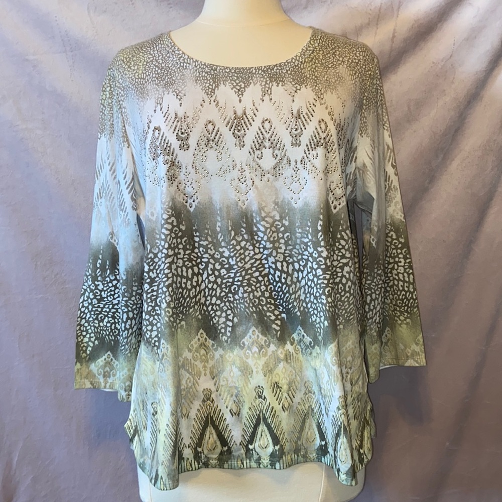 Chico's Olive, White & Taupe Ombre Scoop-Neck Top